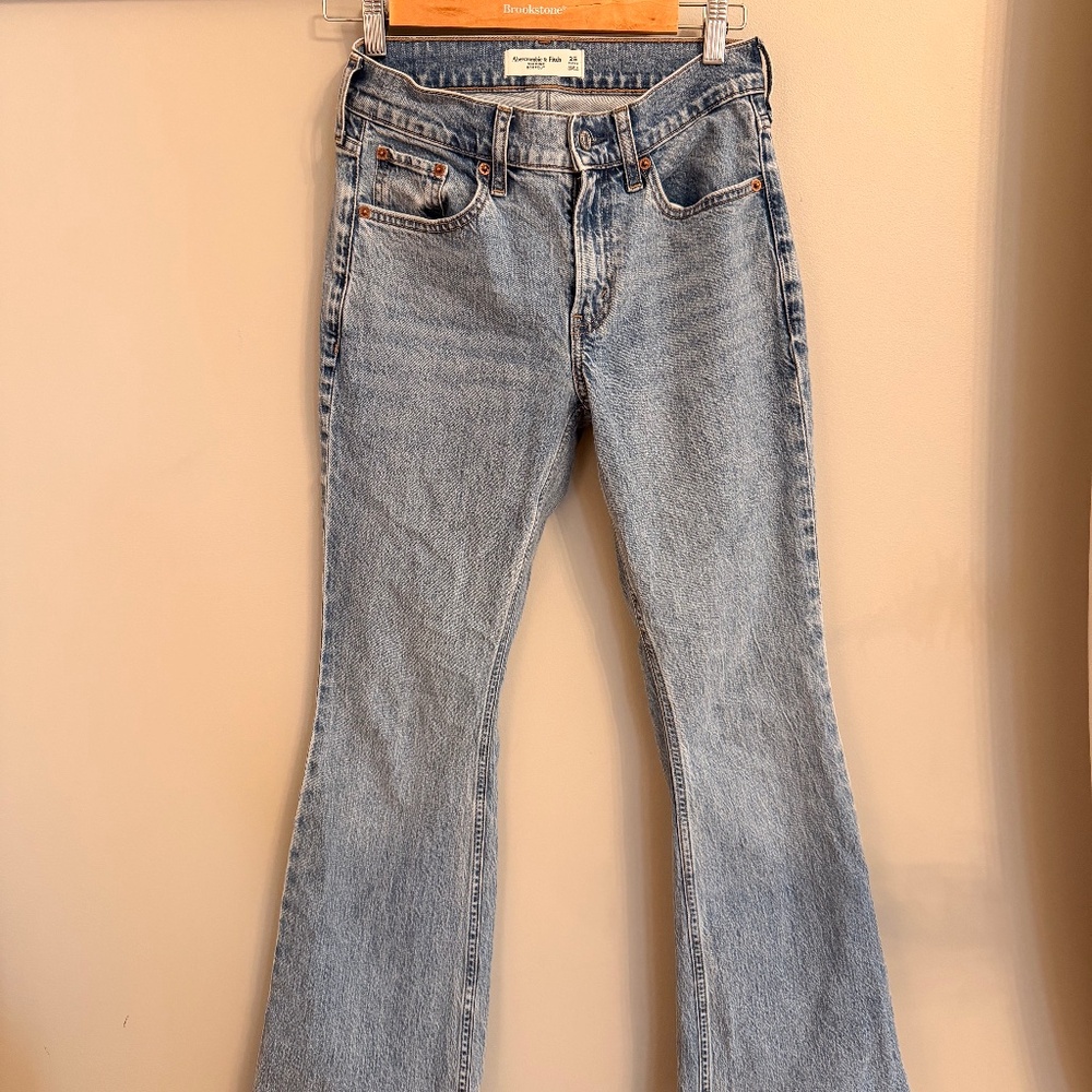 Abercrombie midrise bootcut